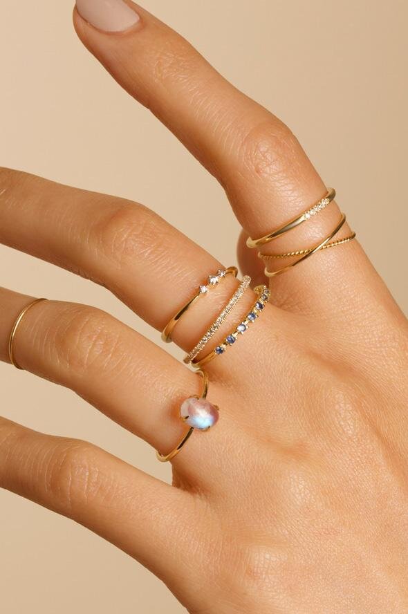 Dainty Jewels: Take Your Accessory Palette to the Next Level